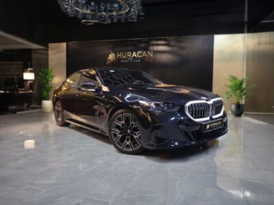 BMW 520i M-Pack Gold Edition 2024 — Dubai