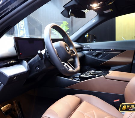 BMW 520i M-Pack Gold Edition 2024 in Dubai — photo 4