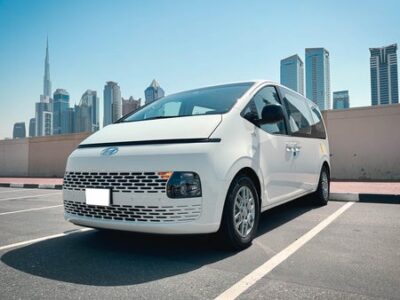 Hyundai Staria 2025 — Abu Dhabi