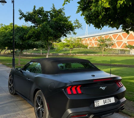 Ford Mustang 2024 — аренда в Дубае — фото 5