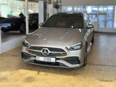 Mercedes-Benz C200 2023 — Dubai