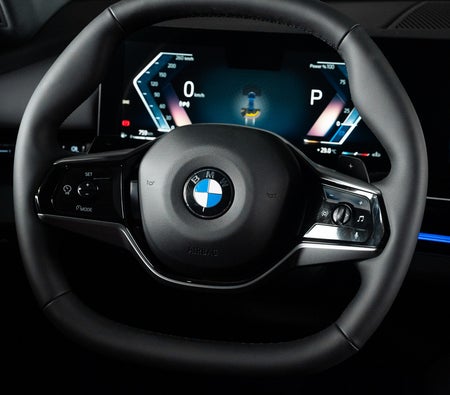 BMW 520i 2025 in Dubai — photo 3