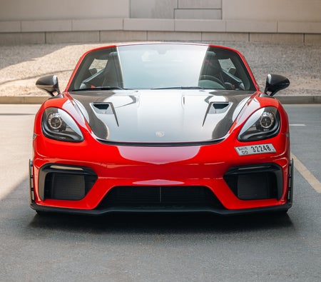 Porsche 718 GT4 RS Spyder Weissach 2024 — аренда в Дубае — фото 2