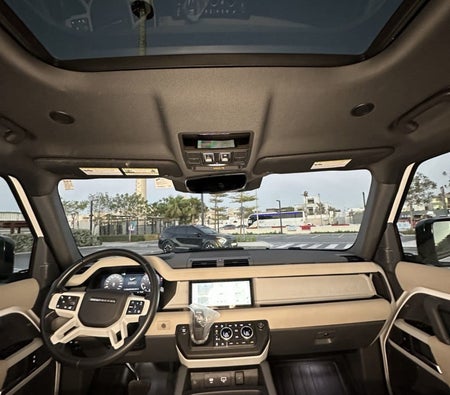 Land Rover Defender 2023 — аренда в Дубае — фото 3