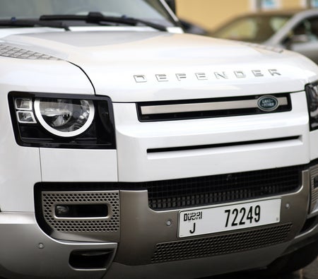 Land Rover Defender 2023 — аренда в Дубае — фото 4