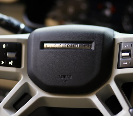 Land Rover Defender 2023 — аренда в Дубае — фото 10