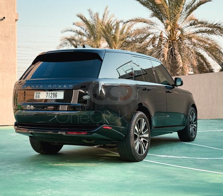 Land Rover Range Rover Vogue 2023 — аренда в Дубае — фото 5