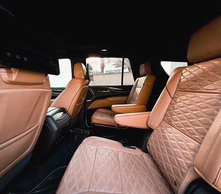 Cadillac Escalade 2024 in Dubai — photo 9