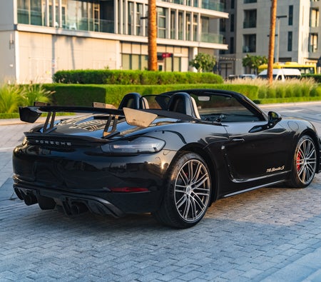 Porsche 718 Boxster S 2024 in Dubai — photo 5