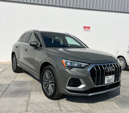 Audi Q3 2022 in Dubai — photo 2