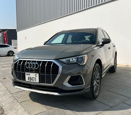 Audi Q3 2022 in Dubai — photo 8