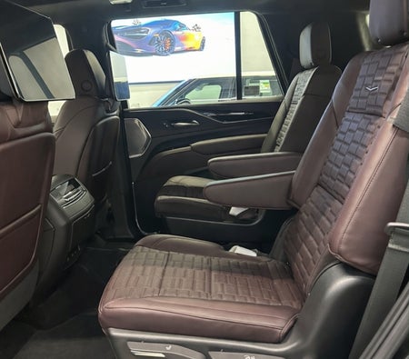 Cadillac Escalade Platinum Sport 2024 in Dubai — photo 4