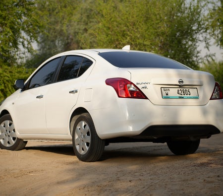 Nissan Sunny 2025 in Dubai — photo 4