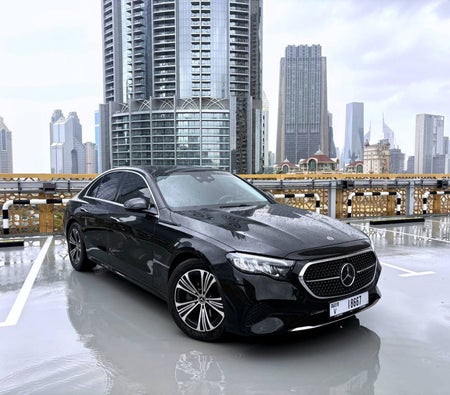 Mercedes-Benz E200 2026 in Dubai — photo 7