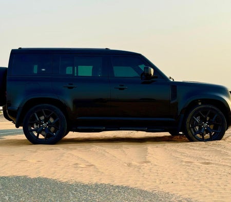 Land Rover Defender 2024 — аренда в Дубае — фото 3