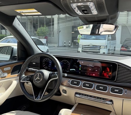 Mercedes-Benz GLE 350 2024 in Dubai — photo 3