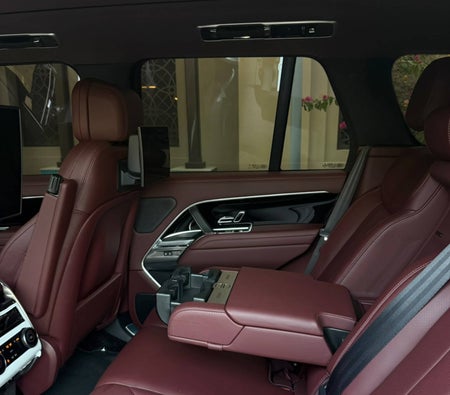 Land Rover Range Rover Vogue HSE V8 Black Edition 2026 in Dubai — photo 5