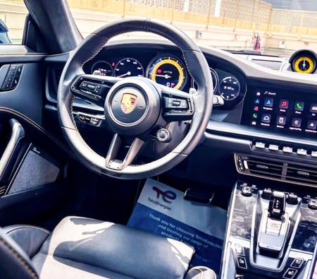 Porsche 911 4 GTS 2024 — аренда в Дубае — фото 8