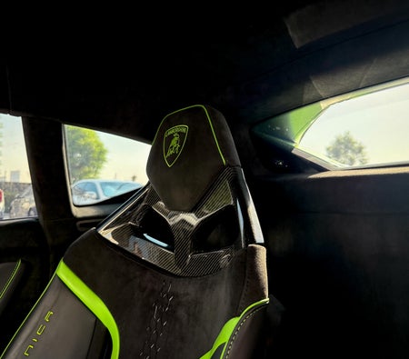 Lamborghini Huracan Tecnica 2024 — аренда в Дубае — фото 9
