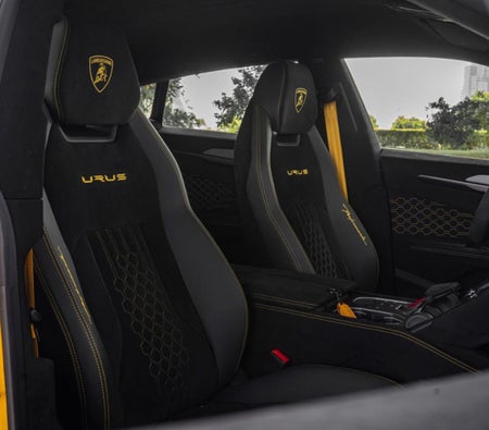 Lamborghini Urus Performante 2023 in Dubai — photo 8
