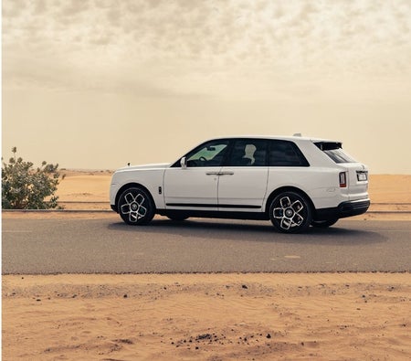 Rolls-Royce Cullinan Black Badge 2023 in Dubai — photo 3