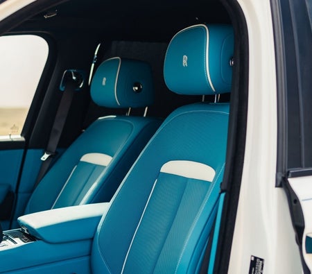 Rolls-Royce Cullinan Black Badge 2023 in Dubai — photo 4