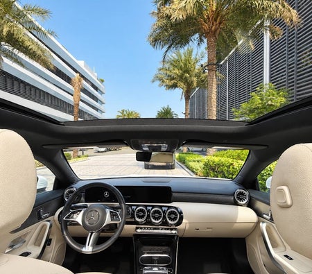 Mercedes-Benz CLA 250 2025 — аренда в Дубае — фото 2