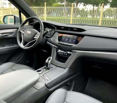 Cadillac XT6 2023 in Dubai — photo 3