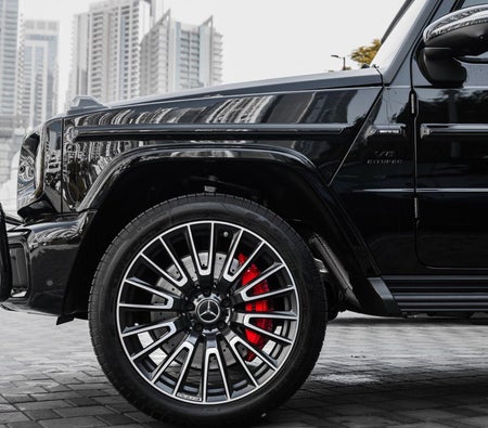 Mercedes-Benz G63 AMG 2025 in Dubai — photo 4