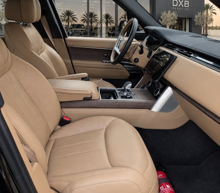 Land Rover Range Rover Autobiography 2022 in Dubai — photo 3