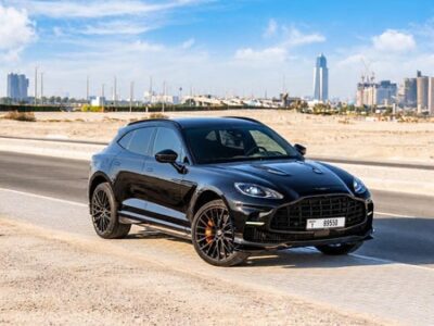 Aston Martin DBX707 2023 — Dubai