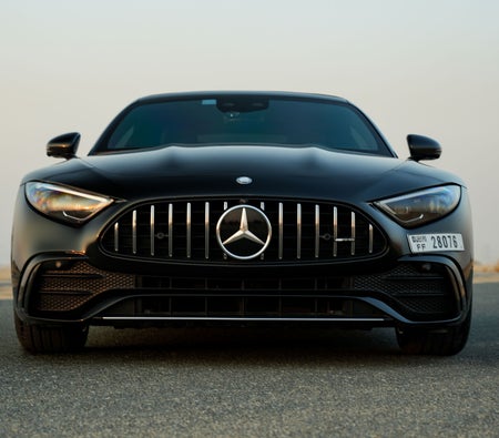 Mercedes-Benz SL43 AMG 2023 — аренда в Дубае — фото 2