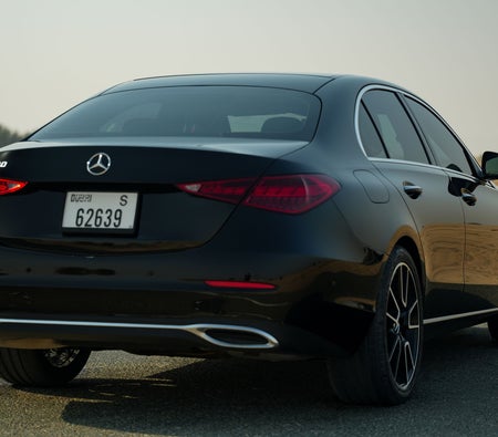 Mercedes-Benz C300 Sport 2025 — аренда в Дубае — фото 4
