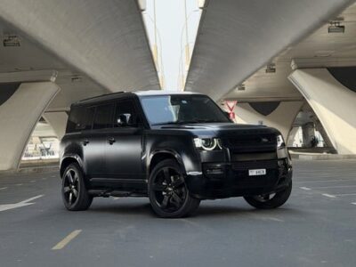 Land Rover Defender 2024 — Dubai