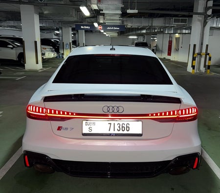 Audi RS7 2025 — аренда в Дубае — фото 4