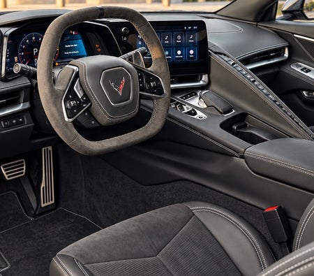 Chevrolet Corvette C8 Stingray Convertible 2025 — аренда в Дубае — фото 3