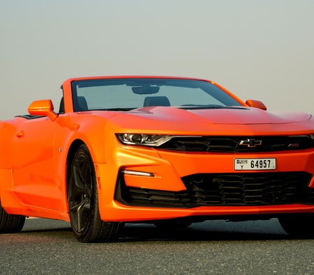 Chevrolet Camaro convertible 2SS V8 2023 — аренда в Абу-Даби — фото 2