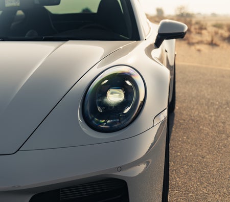 Porsche 911 Carrera 2026 in Abu Dhabi — photo 6