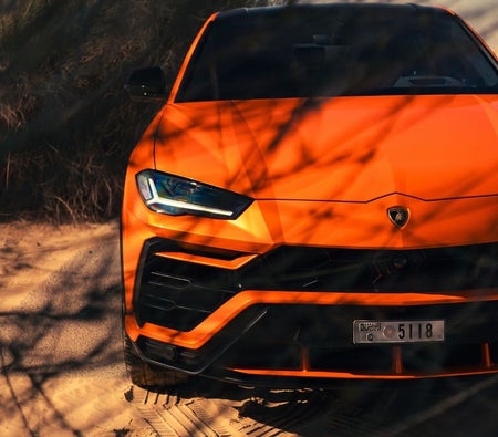 Lamborghini Urus 2022 — аренда в Абу-Даби — фото 9
