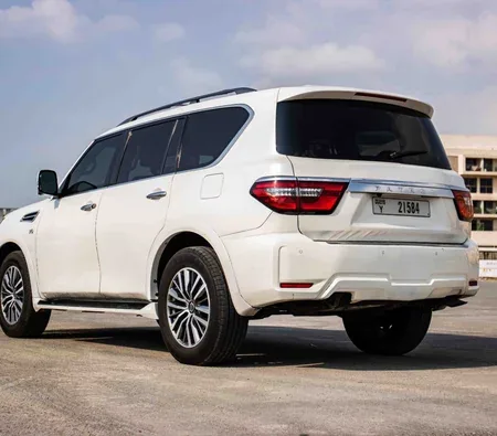 Nissan Patrol Platinum V8 2022 in Dubai — photo 5