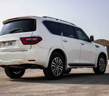 Nissan Patrol Platinum V8 2022 in Dubai — photo 6