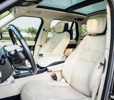 Land Rover Range Rover Vogue HSE V6 2020 in Dubai — photo 4