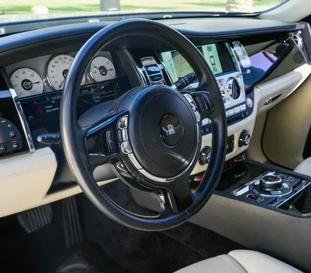 Rolls-Royce Ghost Series II 2016 in Abu Dhabi — photo 5