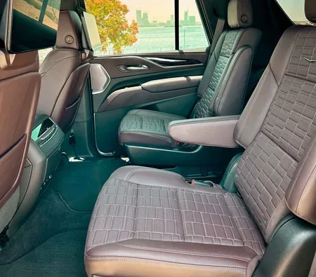 Cadillac Escalade V Series 2023 — аренда в Дубае — фото 9