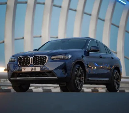 BMW X4 2022 in Dubai — photo 3