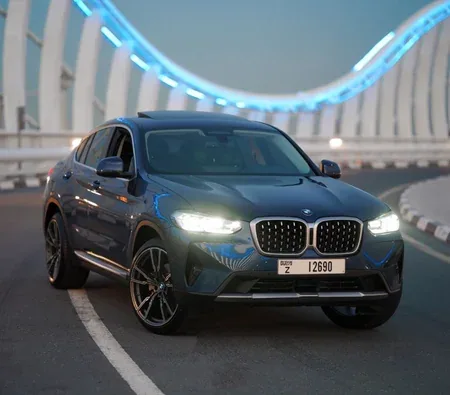 BMW X4 2022 in Dubai — photo 9