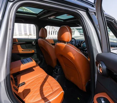 Mini Cooper Countryman 2023 in Dubai — photo 9