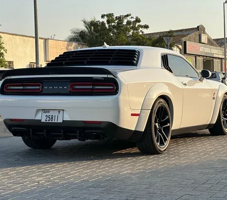 Dodge Challenger SRT V8 2021 in Dubai — photo 6