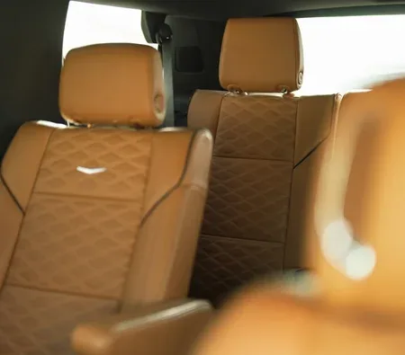 Cadillac Escalade Platinum Sport 2023 — аренда в Дубае — фото 4