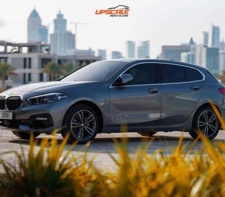 BMW 120i 2022 — аренда в Дубае — фото 2